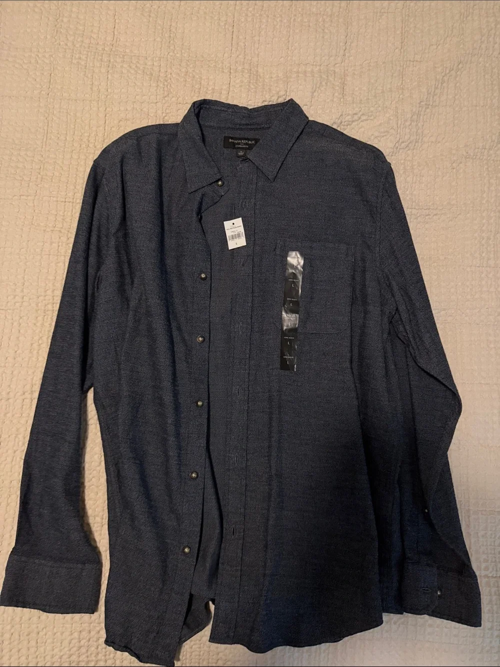 Banana Republic Men's Heathered Navy Button-Down Shirt